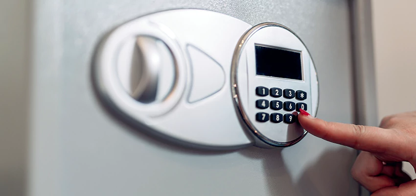 Jewelry Safe Cracking in North Highlands, California